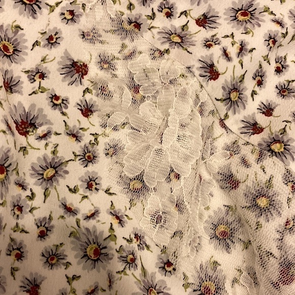 Topshop ditzy floral lace detailed dress - Picture 4 of 5